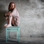 Wysoko funkcjonująca depresja – uśmiech na zewnątrz, walka w środku